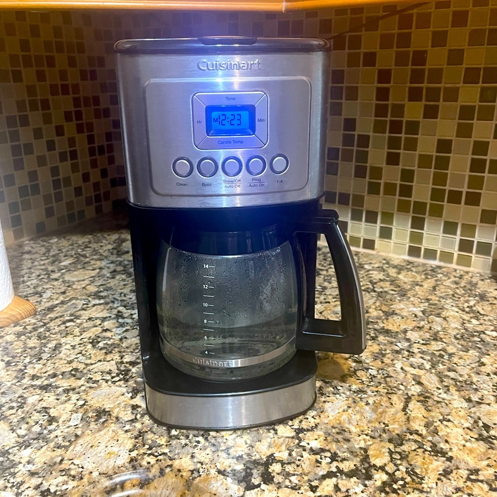 14 cup programable, stainless steal, self cleaning coffee maker